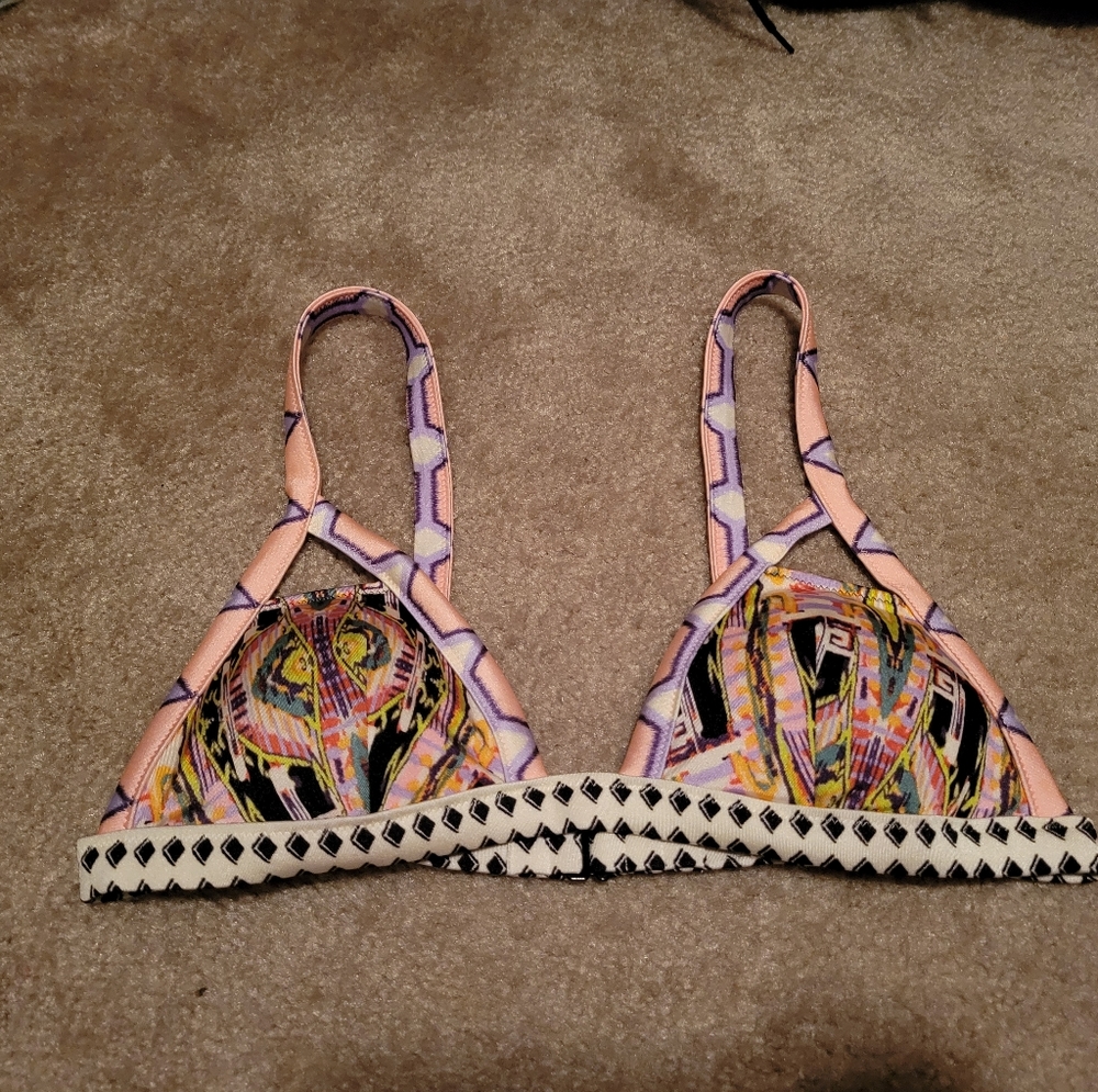 VS tribal bikini top